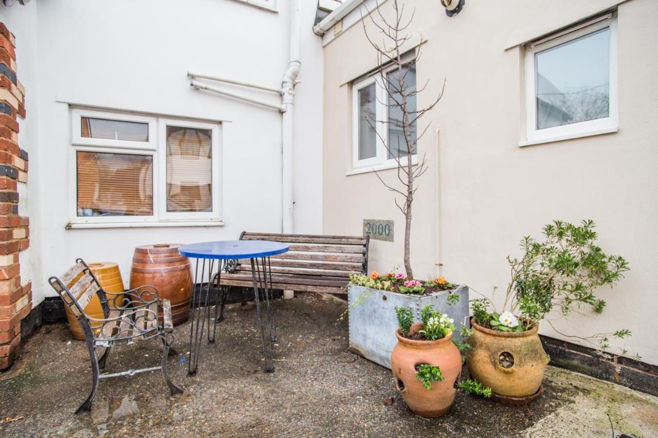 Appartamento The Old Dairy Mill Street Crediton Esterno foto